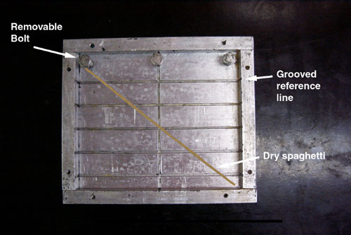 Aluminum embedding tray for epoxy resin